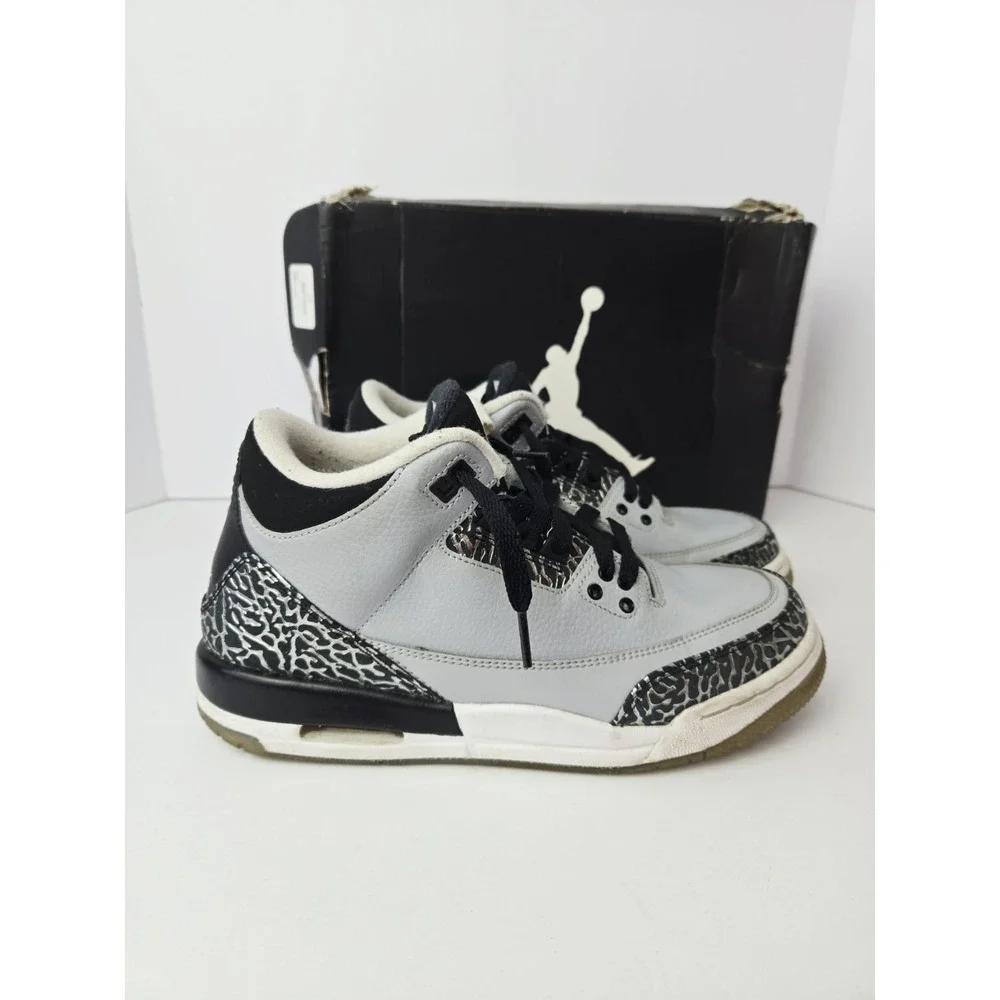 Nike Air Jordan 3 Retro‎ BG 6.5 youth grey silver